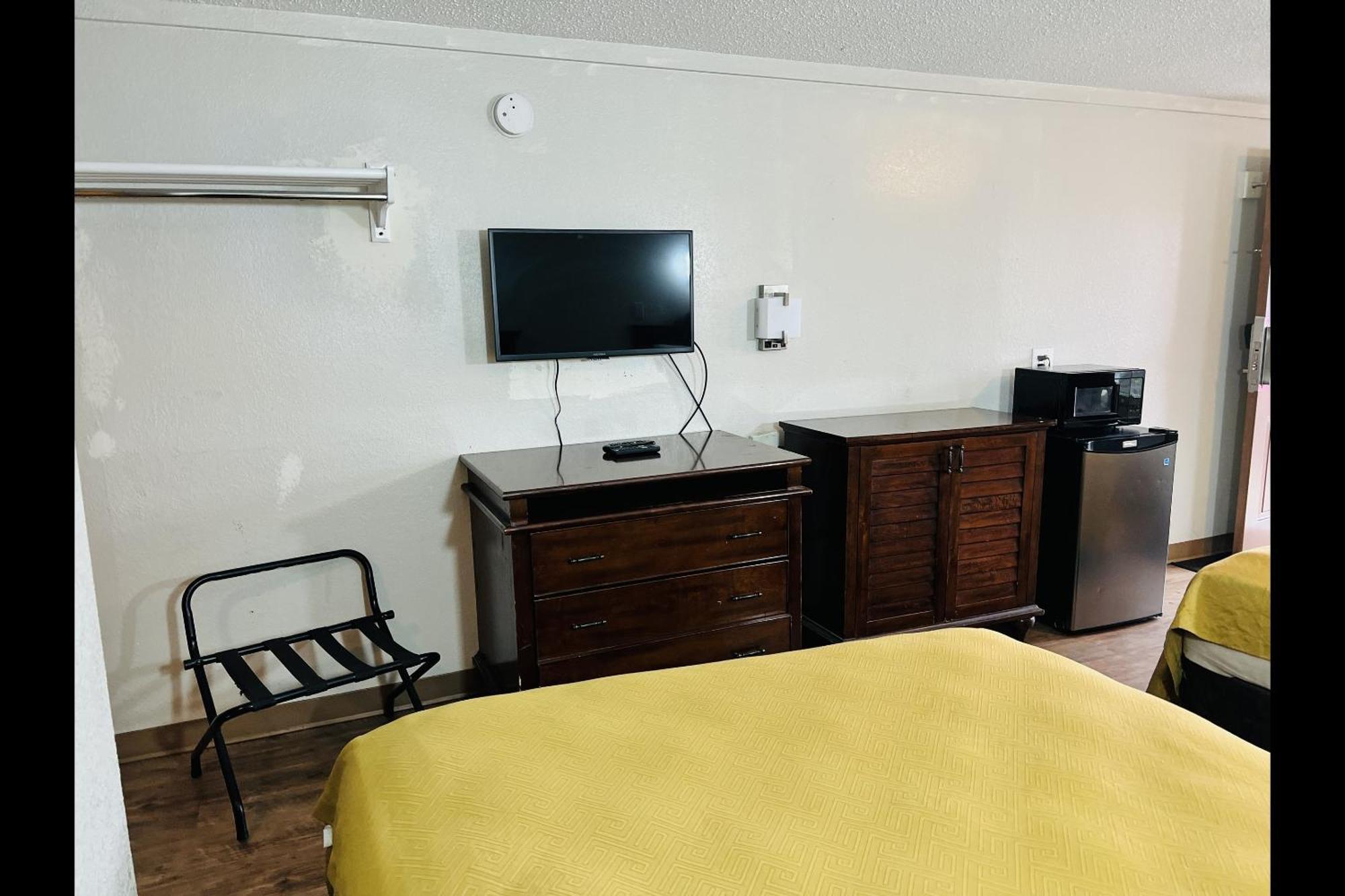 Cozy Garden Inn By Oyo Hwy 40 Richmond Exteriör bild