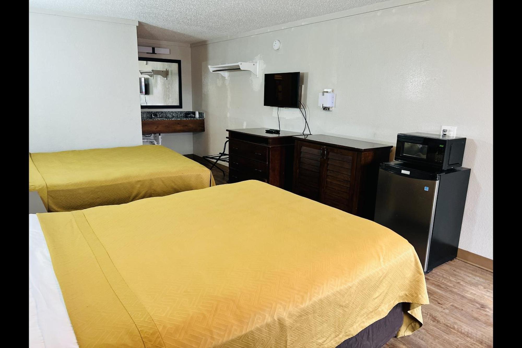 Cozy Garden Inn By Oyo Hwy 40 Richmond Exteriör bild