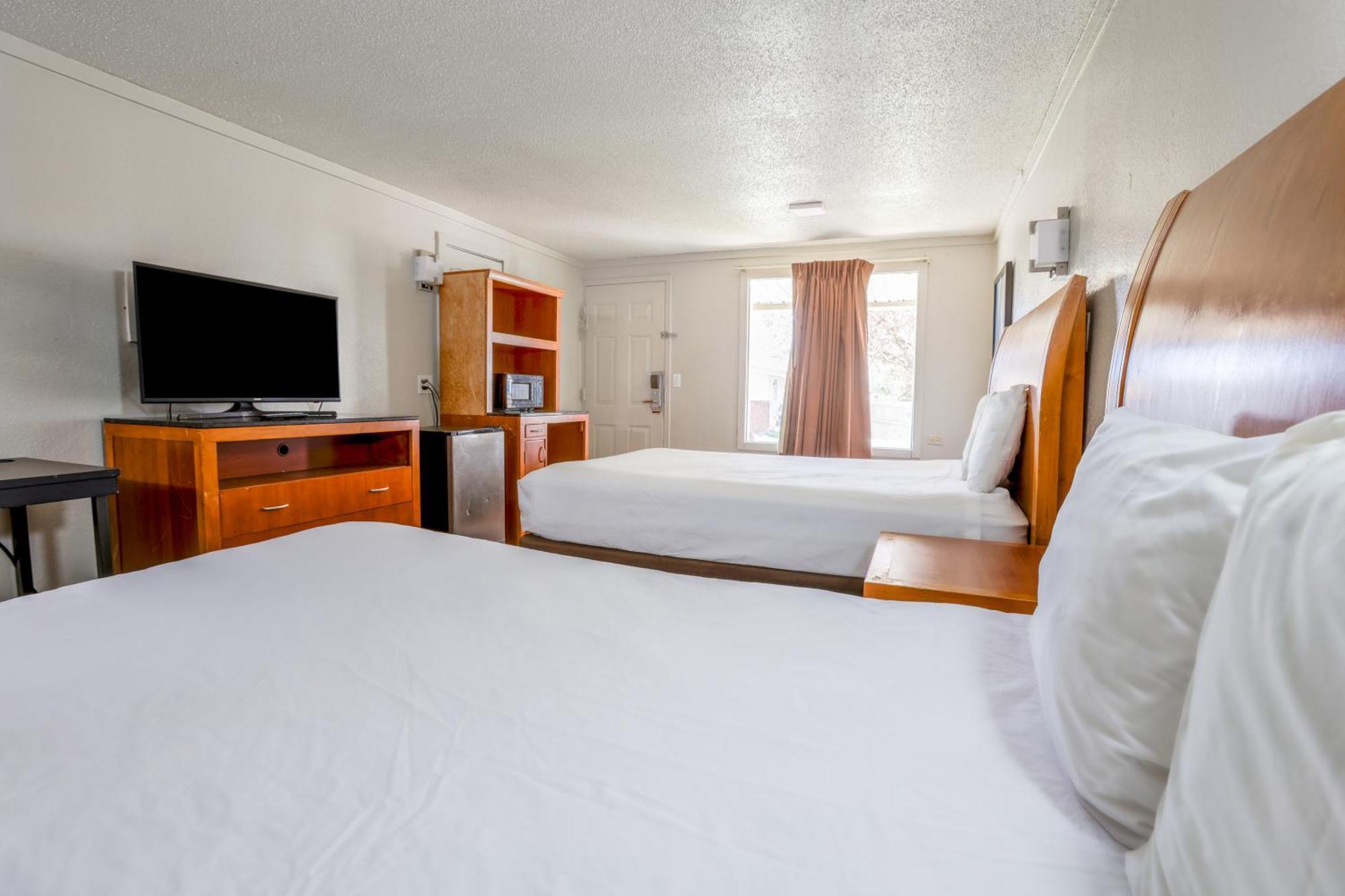 Cozy Garden Inn By Oyo Hwy 40 Richmond Exteriör bild