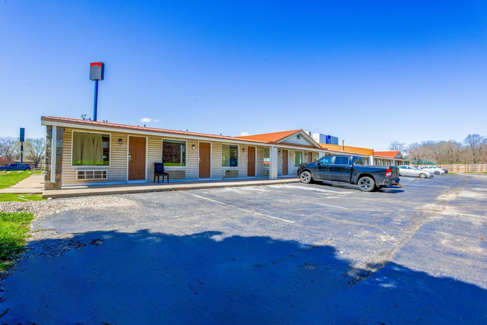 Cozy Garden Inn By Oyo Hwy 40 Richmond Exteriör bild