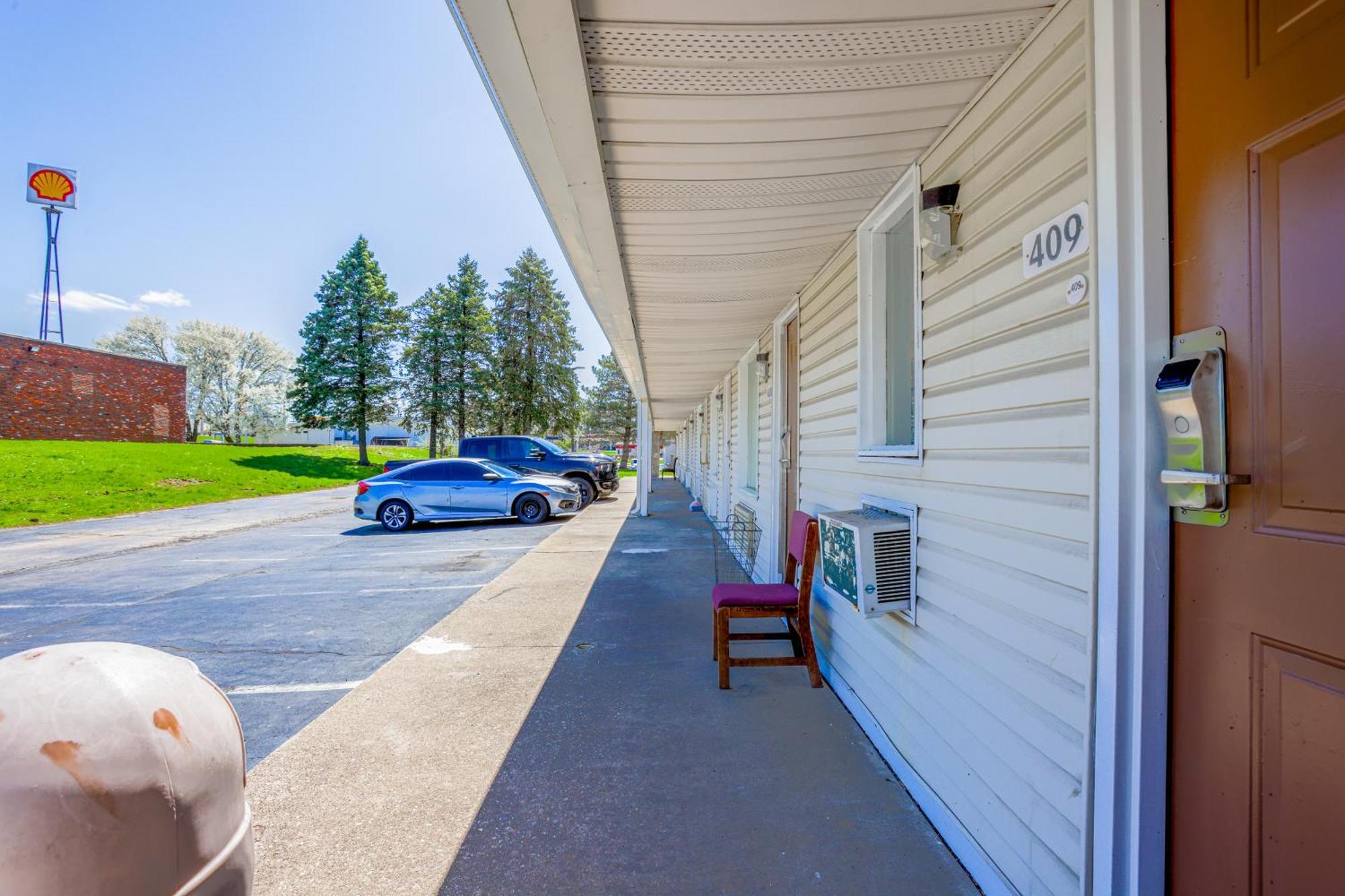 Cozy Garden Inn By Oyo Hwy 40 Richmond Exteriör bild